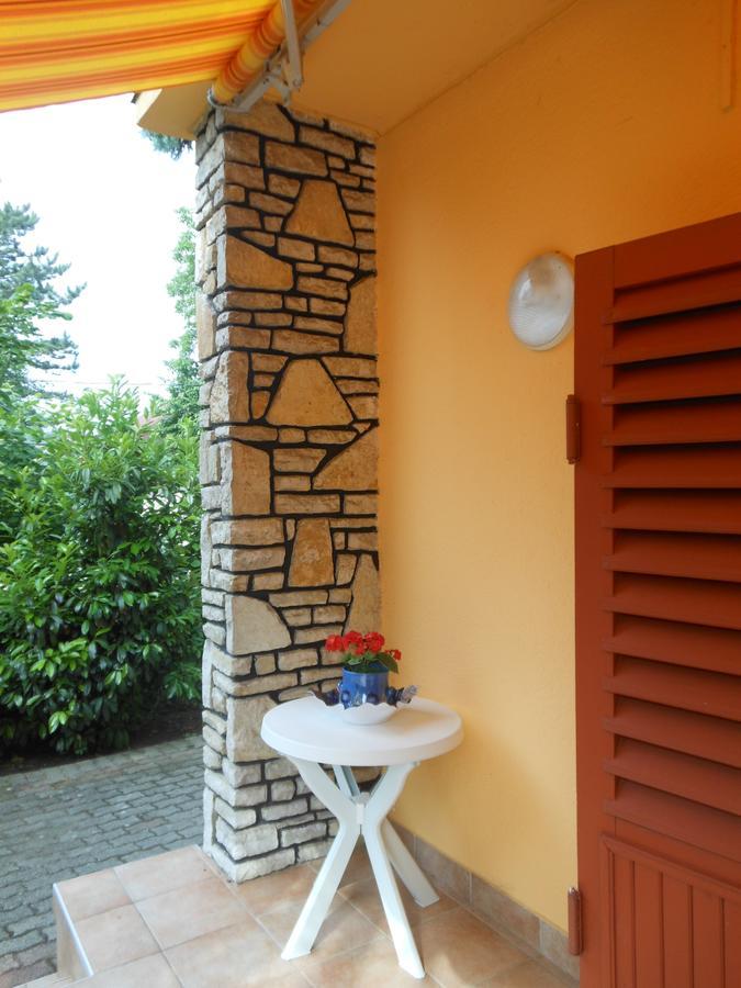Cozy Family Cottage At The Lake Siofok Exterior photo